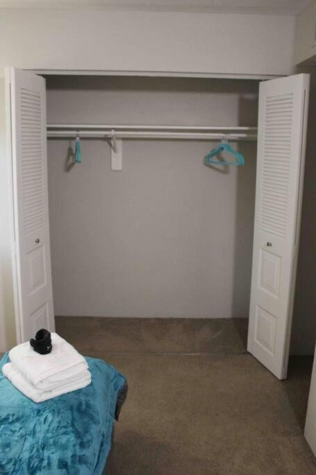 Luxury Tempe Apt By Asu & Airport Apartemen